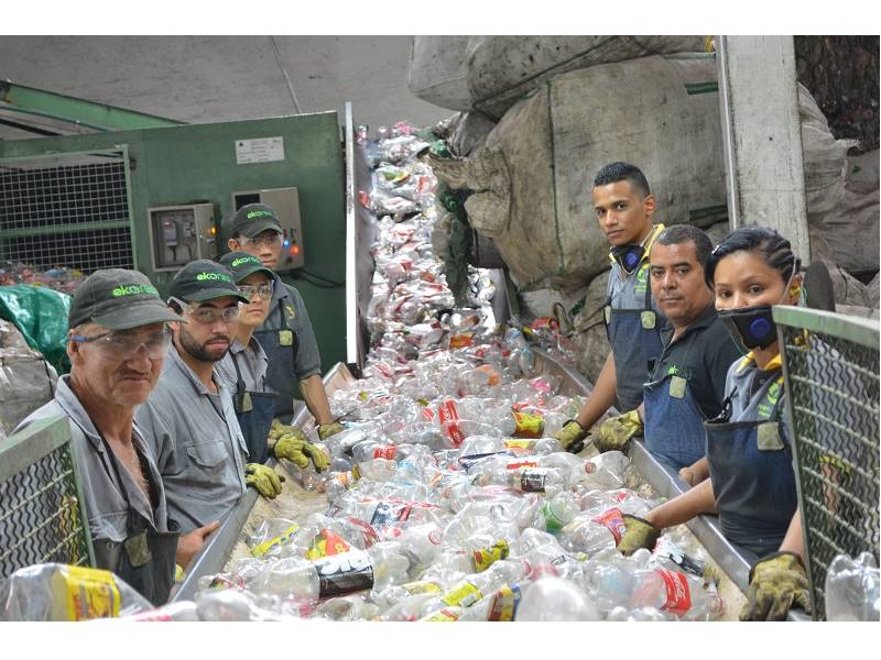 Reciclaje de envase PET